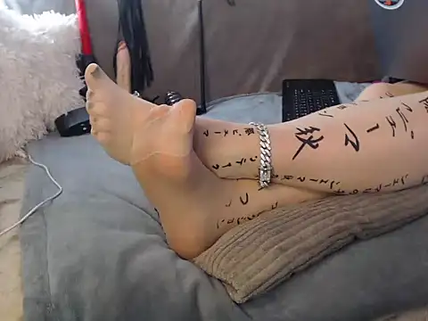 GoddessMonicaAngels webcam