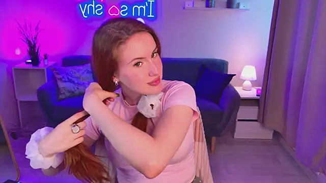 ChloeAster webcam