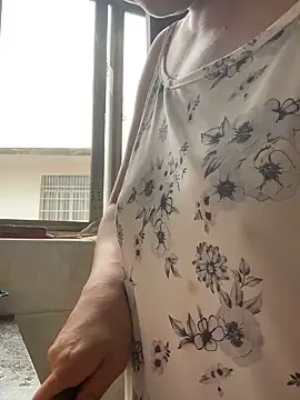 daaqnn (F milf) - 少妇发骚逼水外流，水多多，