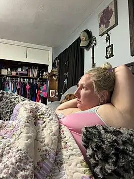 sweetkacibaby live sex cam