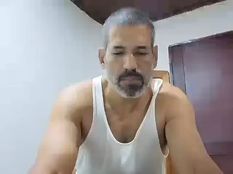 jackbigcock11 webcam