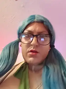 sissytrapdolly24 webcam