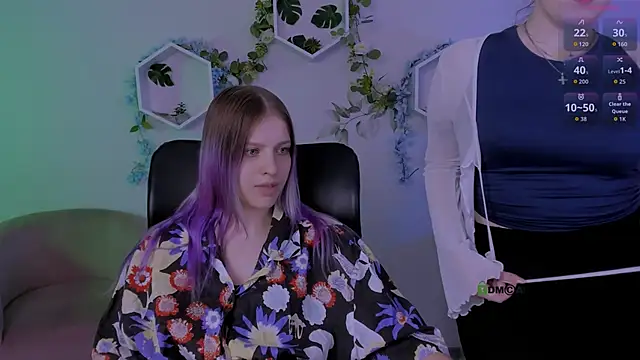 luna_berryy webcam