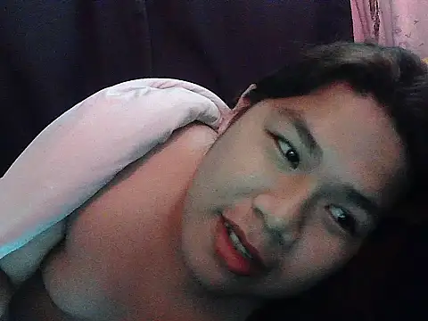Huntrix2025 webcam