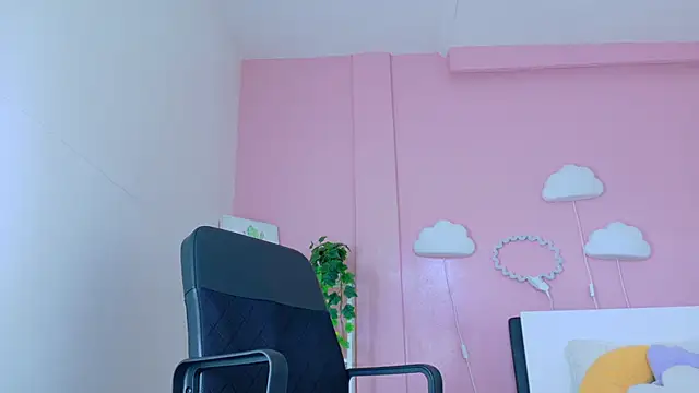 SeleneGibson__ webcam