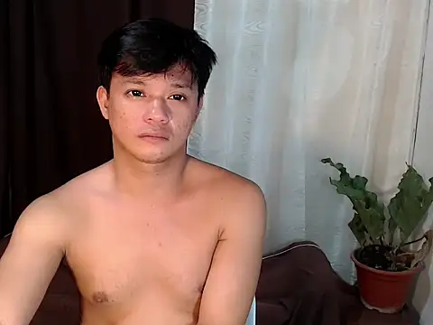 kingdomcum96 live sex cam