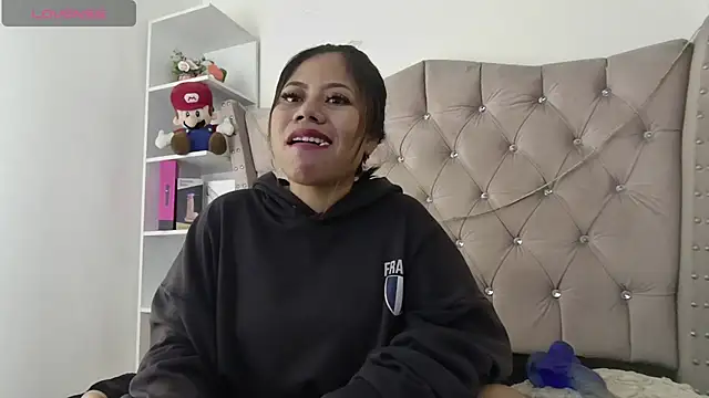 Madi_cutee webcam
