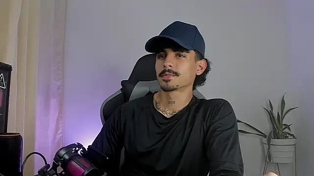 Lukeetaylor webcam