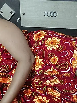 DipaliAliya webcam