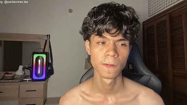 OopsAgain_ webcam