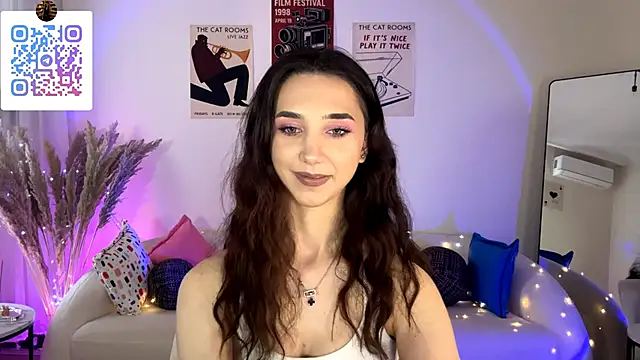 LinaMour webcam