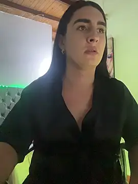 lola_diez webcam