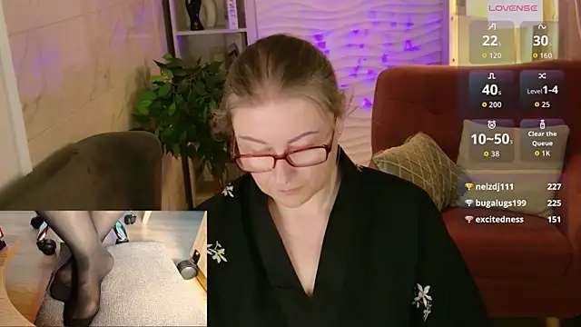 Alexandra_Kind webcam