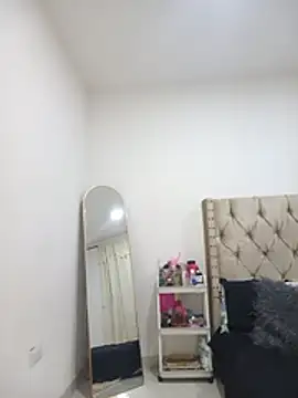 Rossiecameron_ webcam