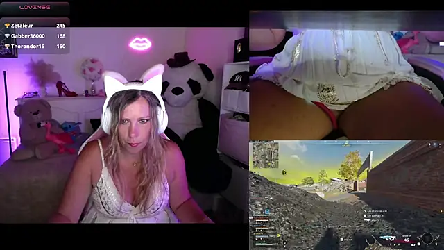 Angie-night webcam
