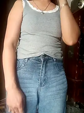 nangmo live cam on StripChat