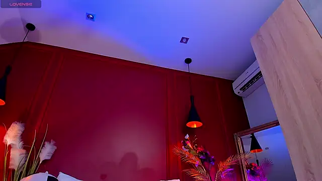 Mayzzie webcam