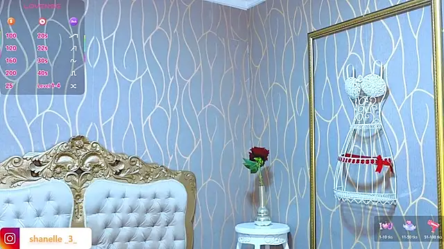 Shanelle__ webcam