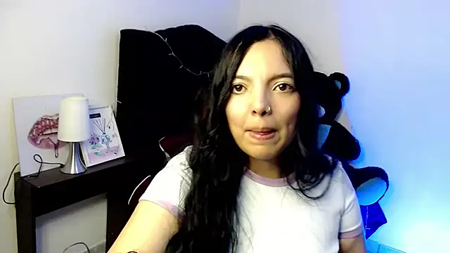 loren_tits24 webcam
