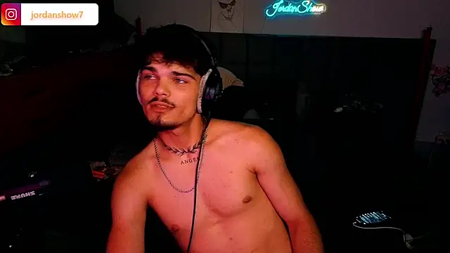 JordanShow webcam