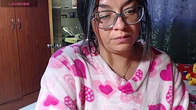 miia-big1boobs_ webcam