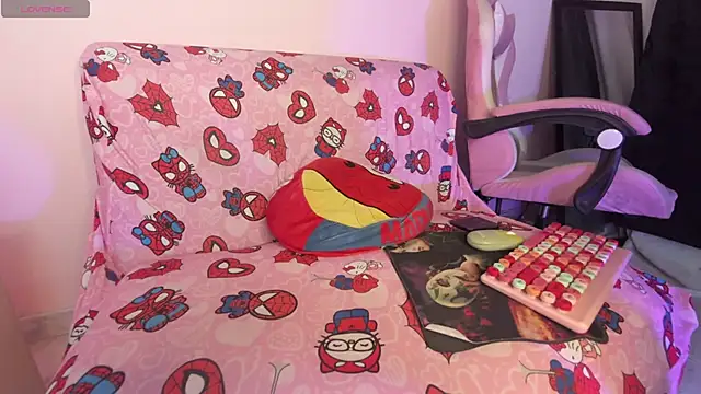 kitty-kryss - Kitty-kryss's free webcam - UK Sex Cams