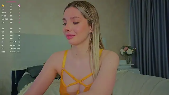 _sophielov webcam