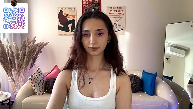 LinaMour webcam