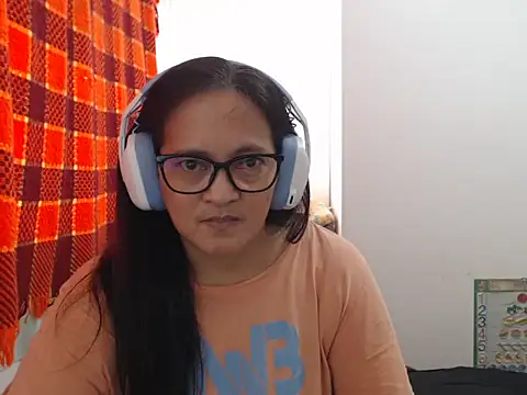 Kinkybela2025 webcam
