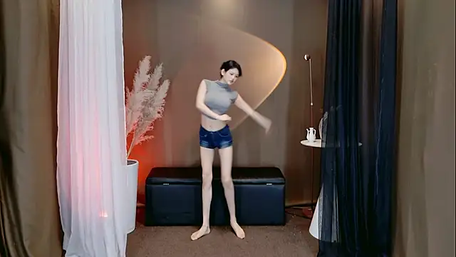 Banana-Milk69 webcam