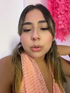 MelodyRey__ webcam