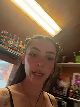 juicybootyquinn webcam