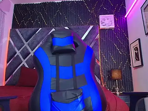 cameron_lux77 webcam
