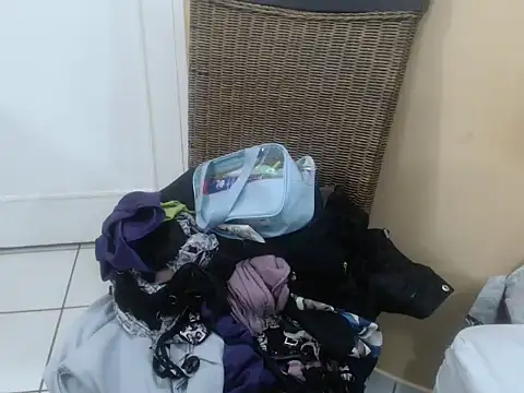 DarkEbonyX webcam