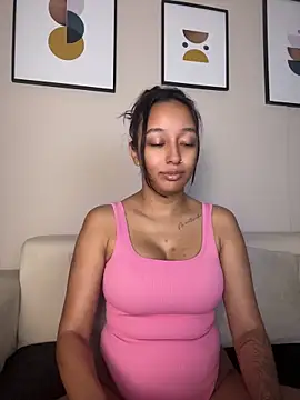 DianaHopson