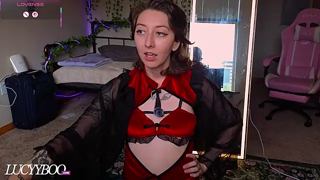 lovelylucyy
