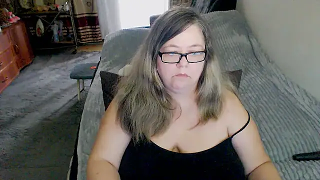 sex2 (F mature) - naked, squirt