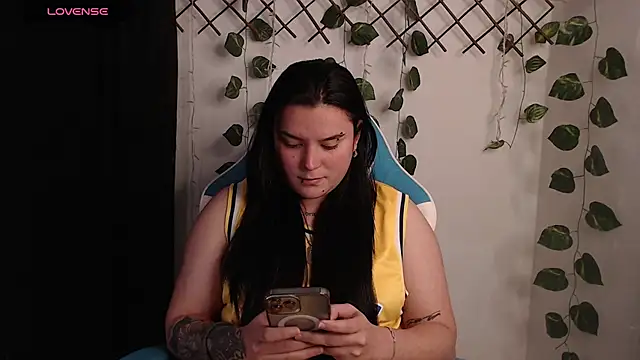 Nika_1_ live sex cam