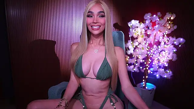 xxforyoureyesonlyxx webcam