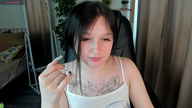 Emma-Blissa webcam