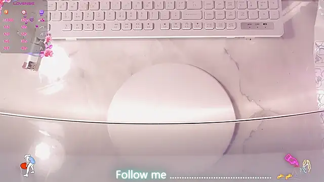 AnnieGOld_ webcam
