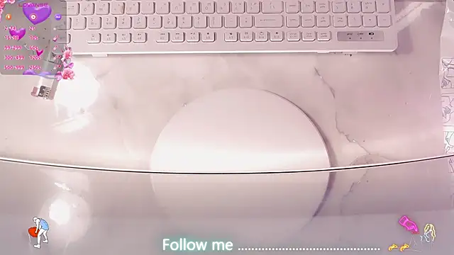 AnnieGOld_ webcam