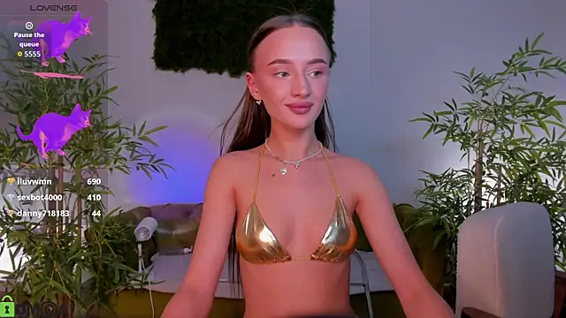 miiss__lulu live cam on StripChat