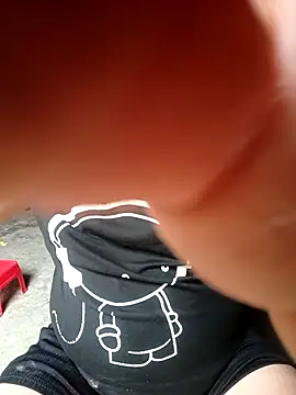 YeuAnhbigcock webcam stripchat model stream image