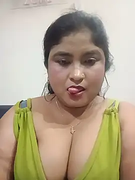 hornyriyanka webcam