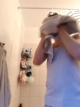 Taycanman69 webcam