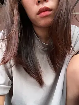 DoliceGirl2k webcam