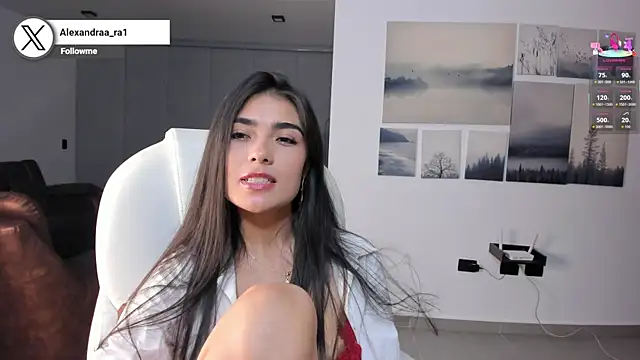 Alexandra_ra webcam