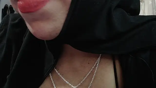 nadia__abaud webcam