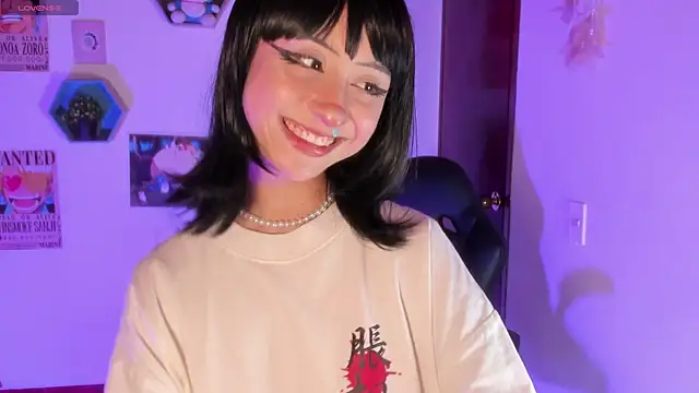 MonxxsLove webcam